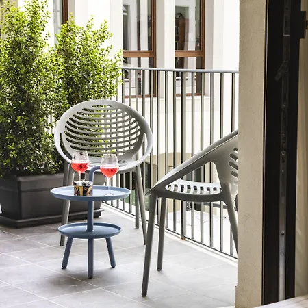 Guest house Quaroni 4*