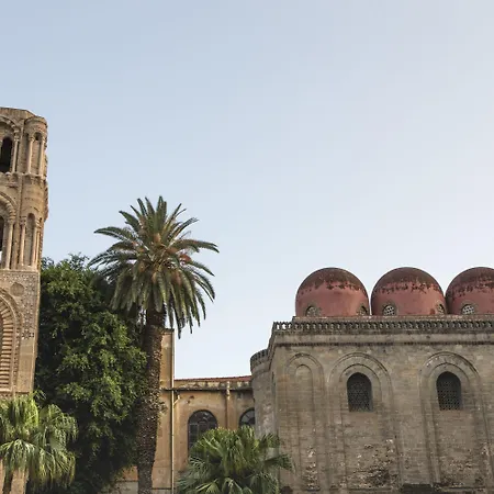 Quaroni بيت ضيافة