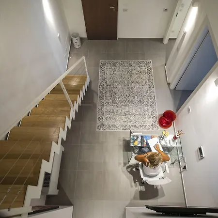 بيت ضيافة Quaroni 4*