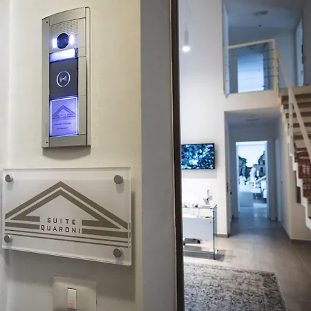 Quaroni بيت ضيافة 4*