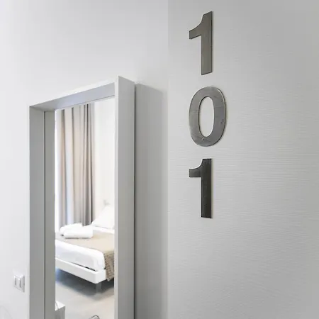 Quaroni Гостевой дом 4*