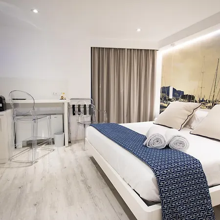 Quaroni Guest house 2*