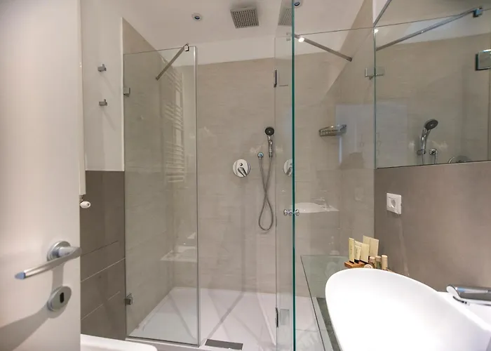 Quaroni 4*